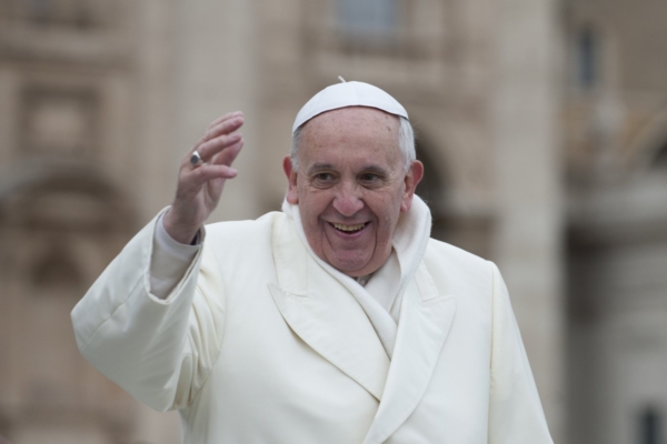 PAAVST KÜLASTAB TÄNA EESTIT | Kümme põnevat fakti paavst Franciscusest