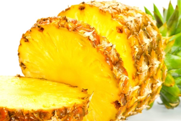 Ananass pärsib põletikku, kutsub korrale vähirakud ja kaotab köha