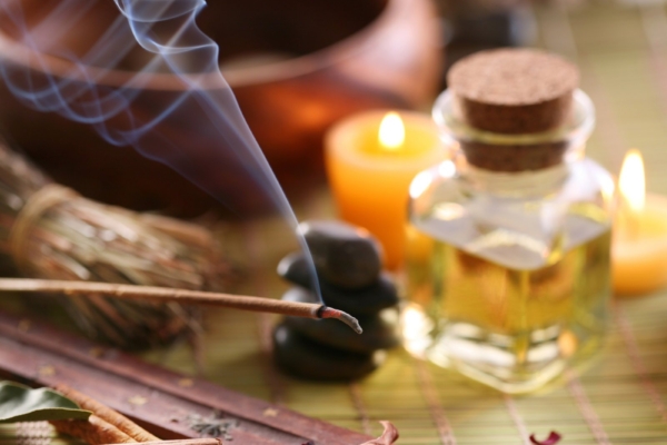 Salapärane aroomimaailm: Milline lõhn sobib sinu tähemärgile? Milline aroom aitab avada ja tasakaalustada erinevaid tšakraid?