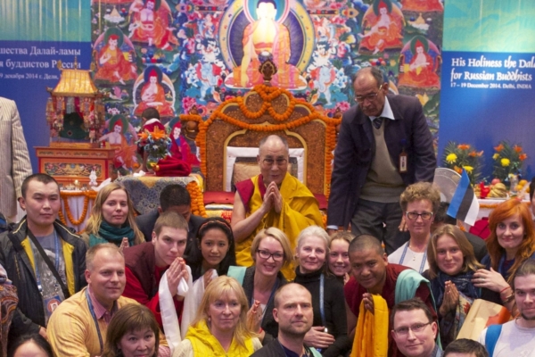 Roy Strider viib eestlased Jeesuse jalajälgedes meditatsioonireisile Väikesesse Tiibetisse