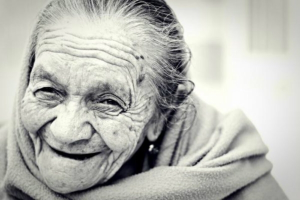 109-aastase naise pikaealisuse saladus: tuleb vältida meestega läbikäimist!