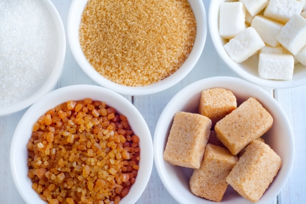 Kui palju tasub karta valget suhkrut ja mis on looduslikud alternatiivid?
