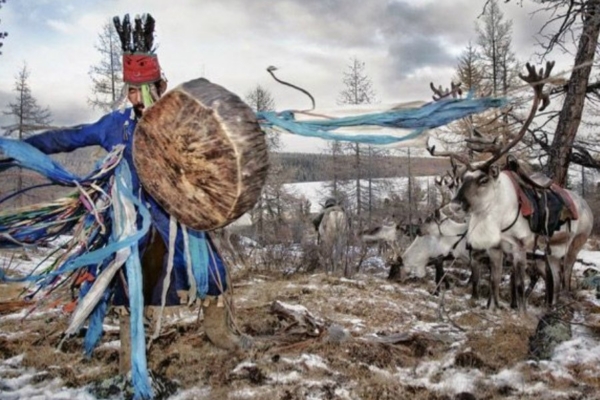 Roy Strider viib eksootilisele jõulureisile Mongoolia taigasse šamaanirahva dukhade juurde