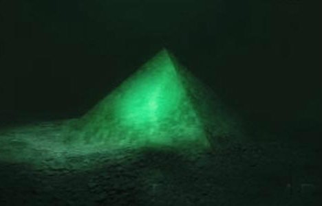Bermuda kolmnurgas avastati hiigelsuur kristallpüramiid