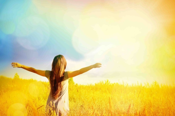 Lase oma sisemine sära valla: häälestu päikesele oma põues ja muuda päev positiivseks