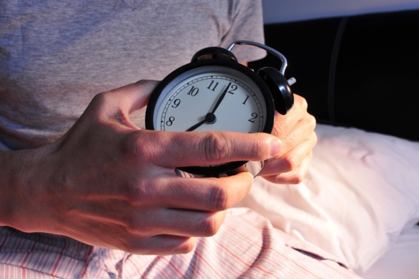 Üleminek talveajale: arst annab nõu, kuidas kella keeramise järel unega toime tulla
