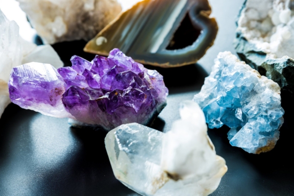 Kristallid aitavad luua koju head energiat ja harmoonilist aurat