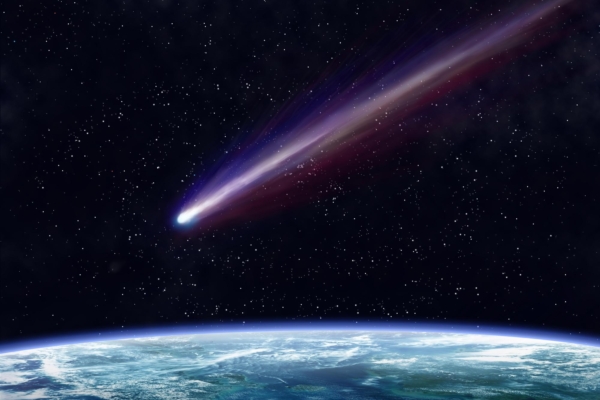 Lähipäevil möödub Maast palja silmaga nähtav komeet
